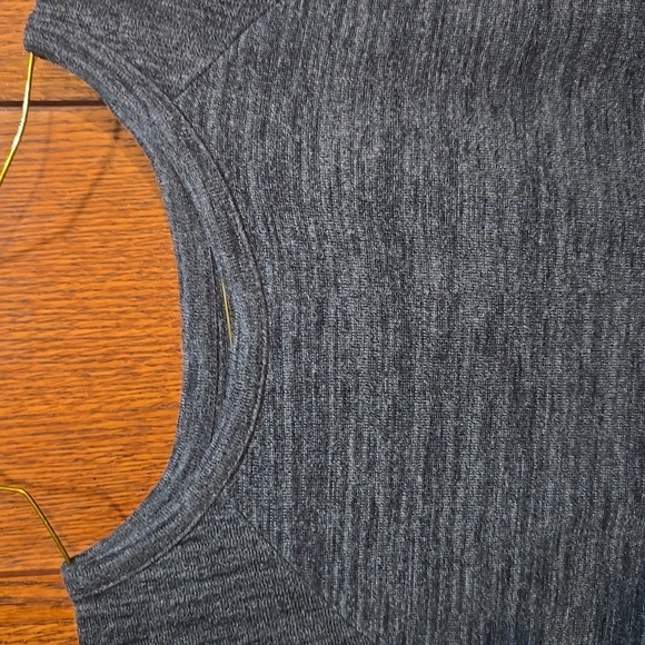 Size Xsmall Rag&Bone Lightweight Sweater - Picture 2 of 6